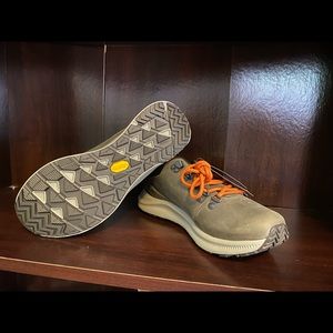 NIB Merrell Ontario Low Hiking Shoes